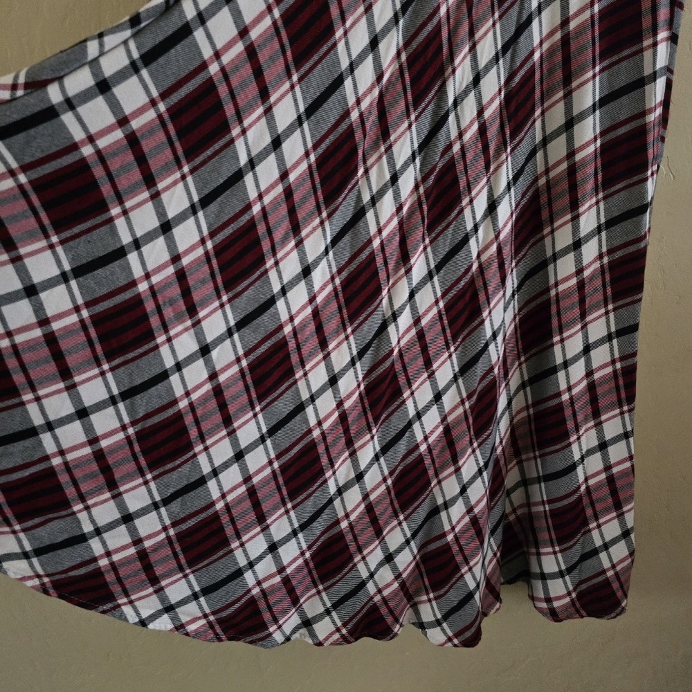Chaps Plaid Midi Skirt - Dark Academia / Classic Tartan - Size Small - Picture 7 of 11
